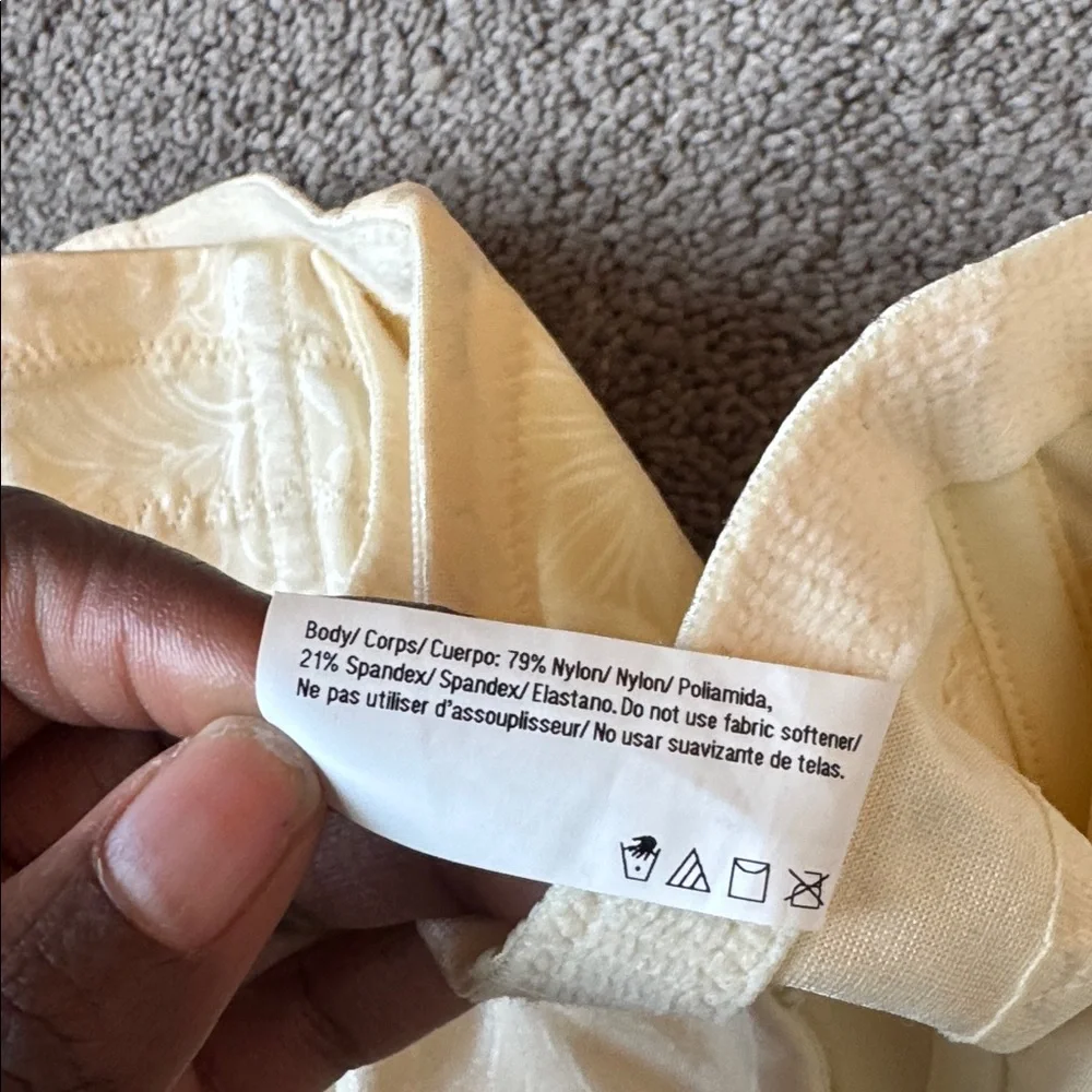 Maidenform gently used